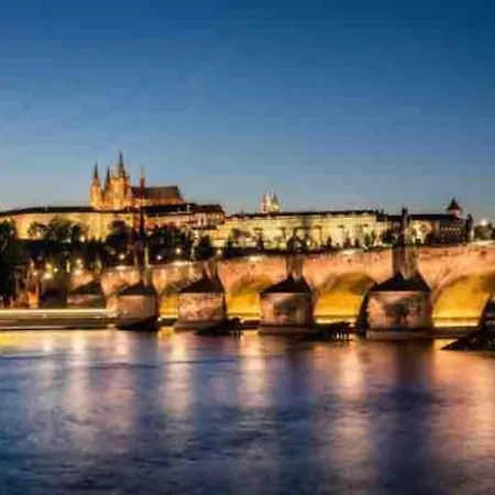 Charles Bridge Apartment Apartment